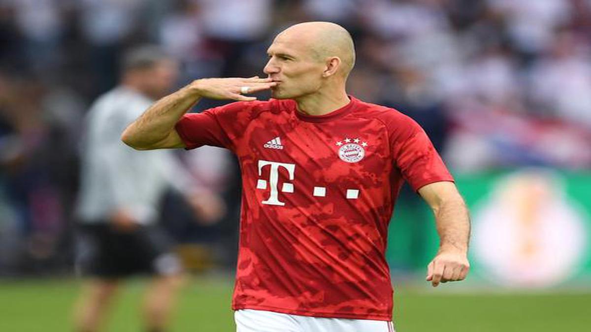 Arjen Robben given Jordan example to be lured by Groningen