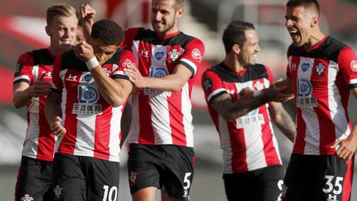 Adams ends long wait, scores winner against Manchester City