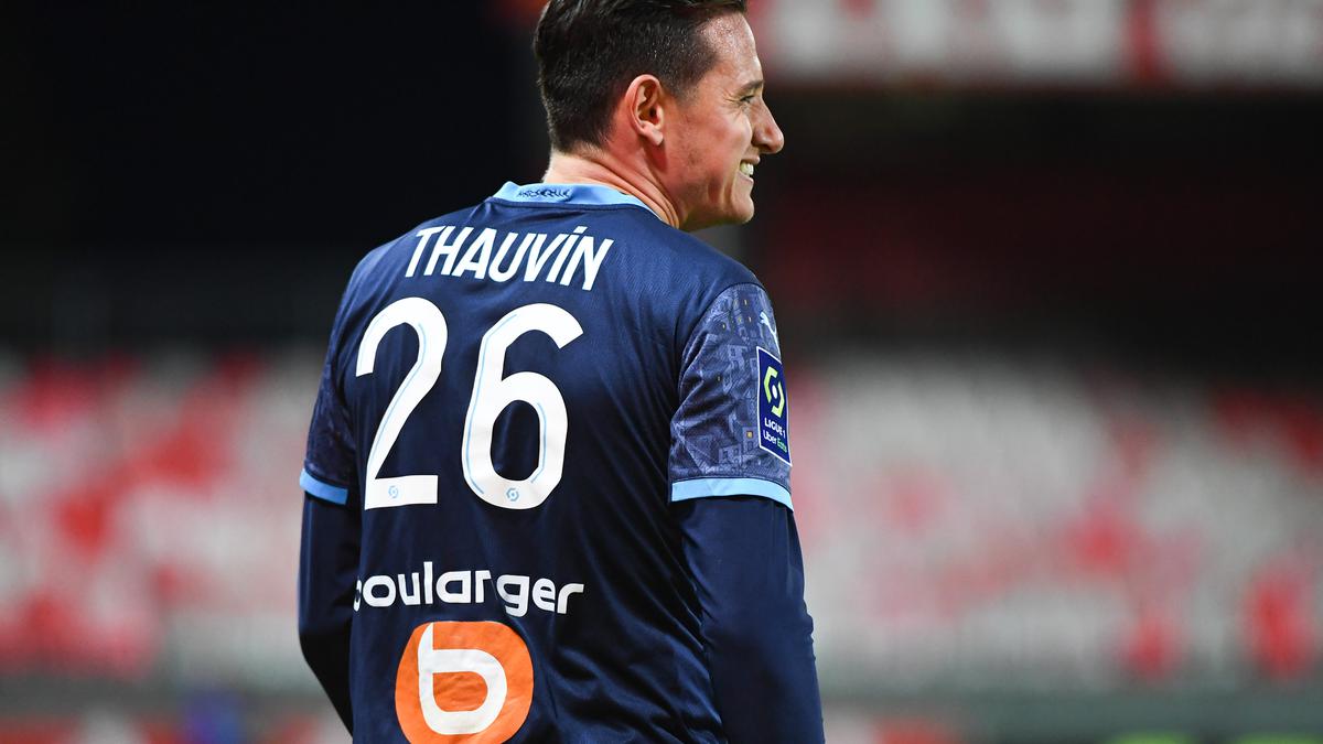 Fit-again Thauvin fires Marseille to win in Ligue 1 opener