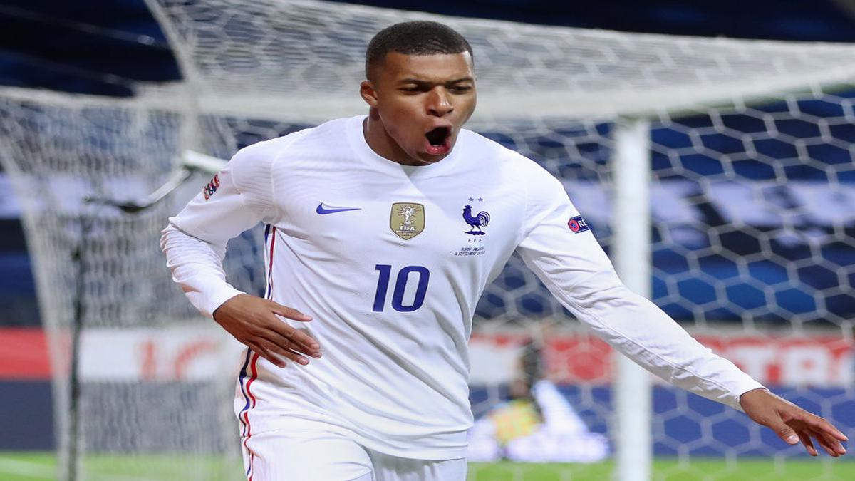 Mbappe shines as PSG hits top gear in Nice - Football news