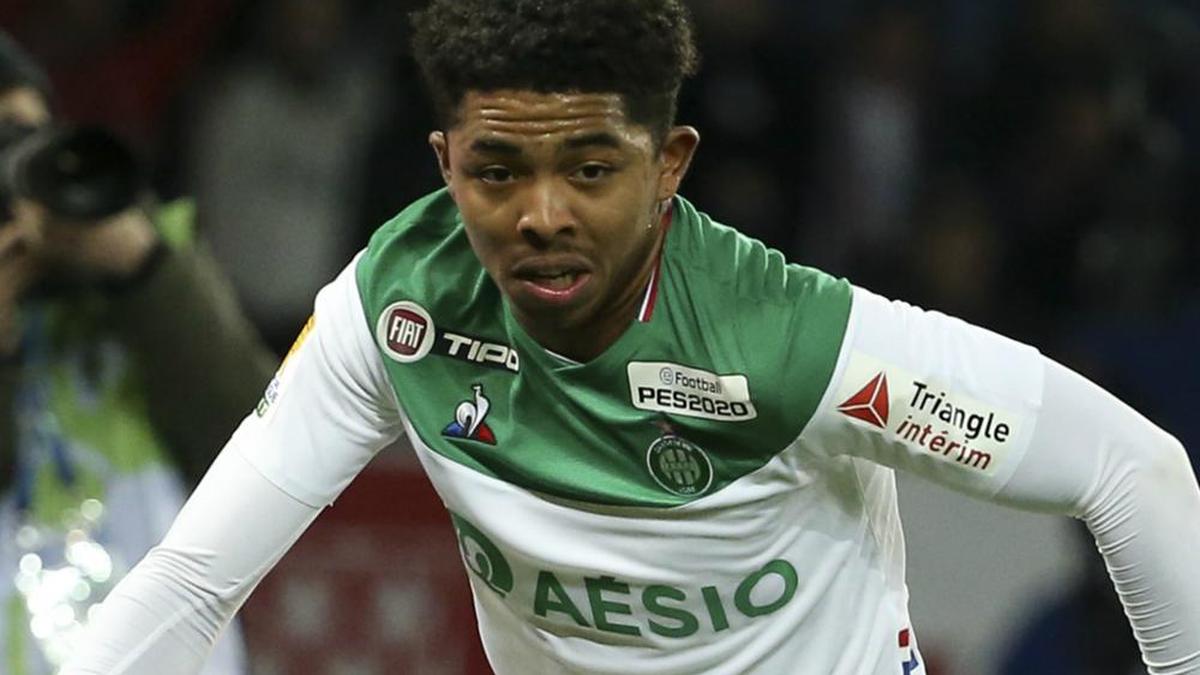 Leicester signs French defender Wesley Fofana on five-year deal