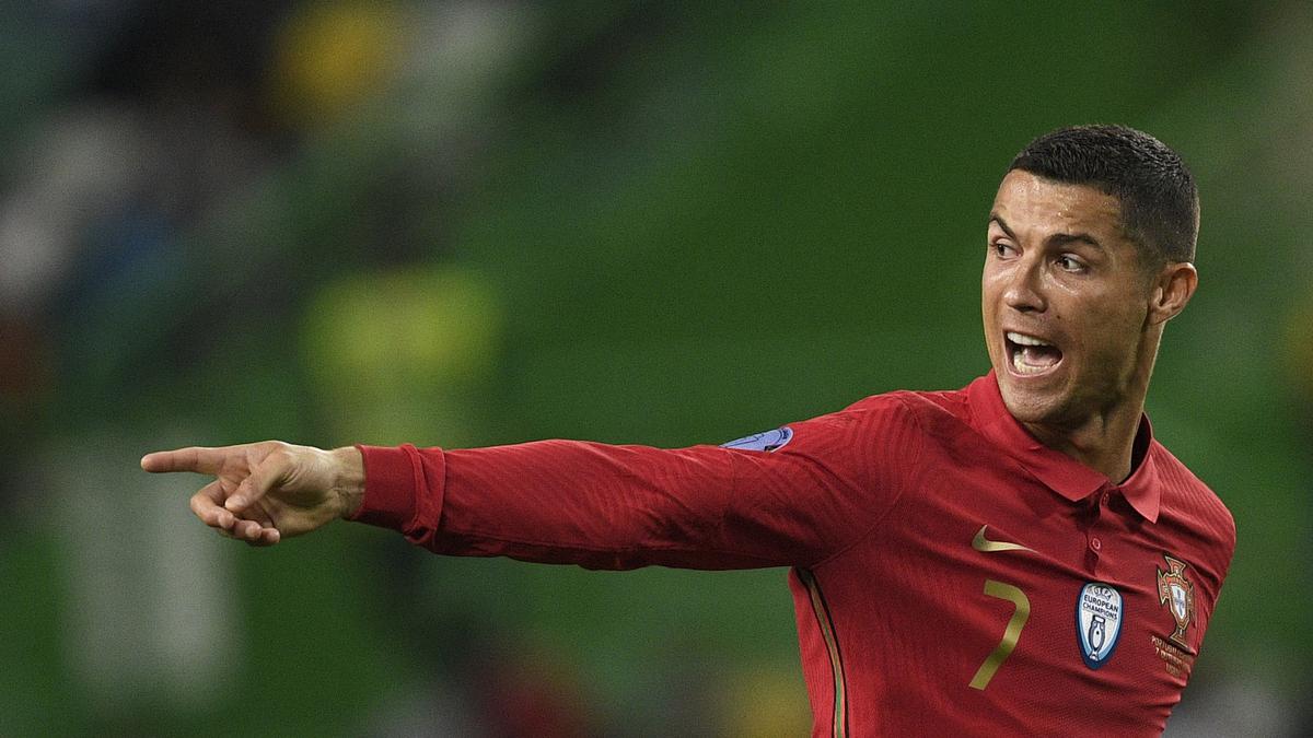 COVID-19: Cristiano Ronaldo returns to Italy to finish isolating