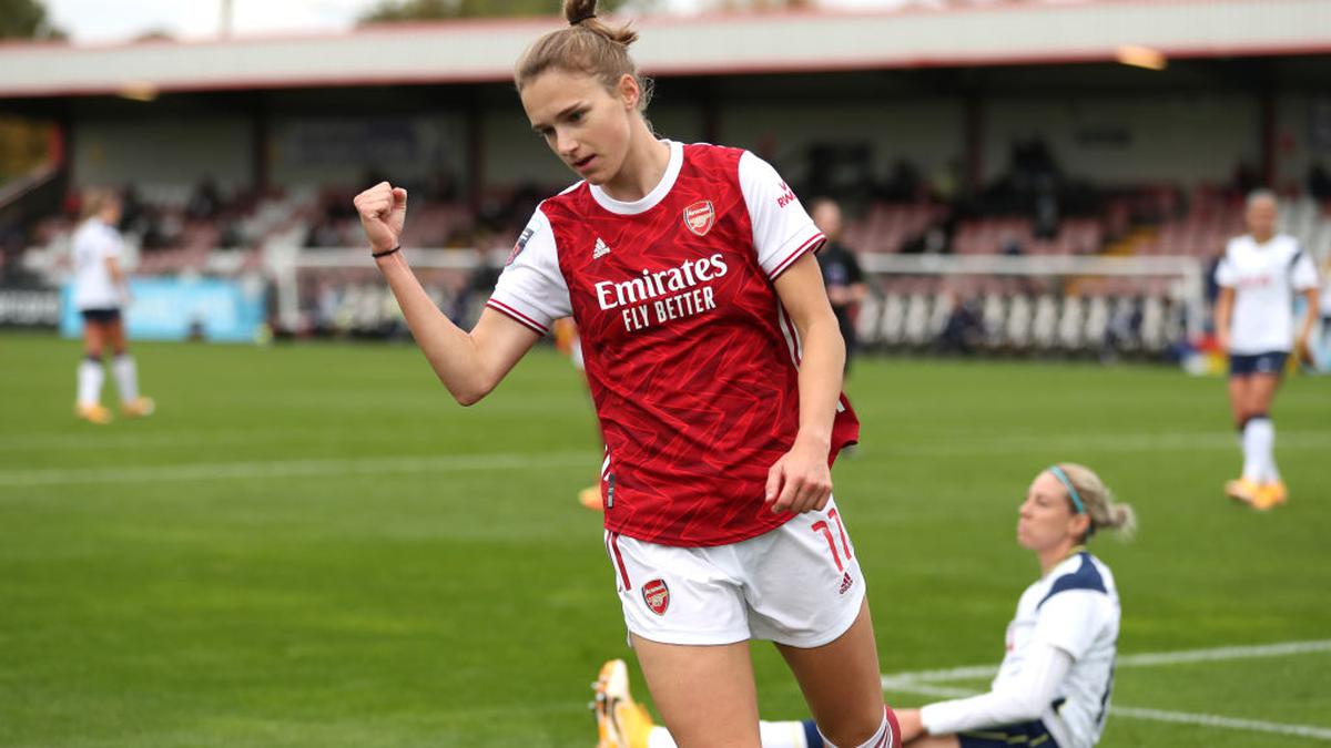 Vivianne Miedema breaks WSL scoring record as Arsenal Spurs 6-1