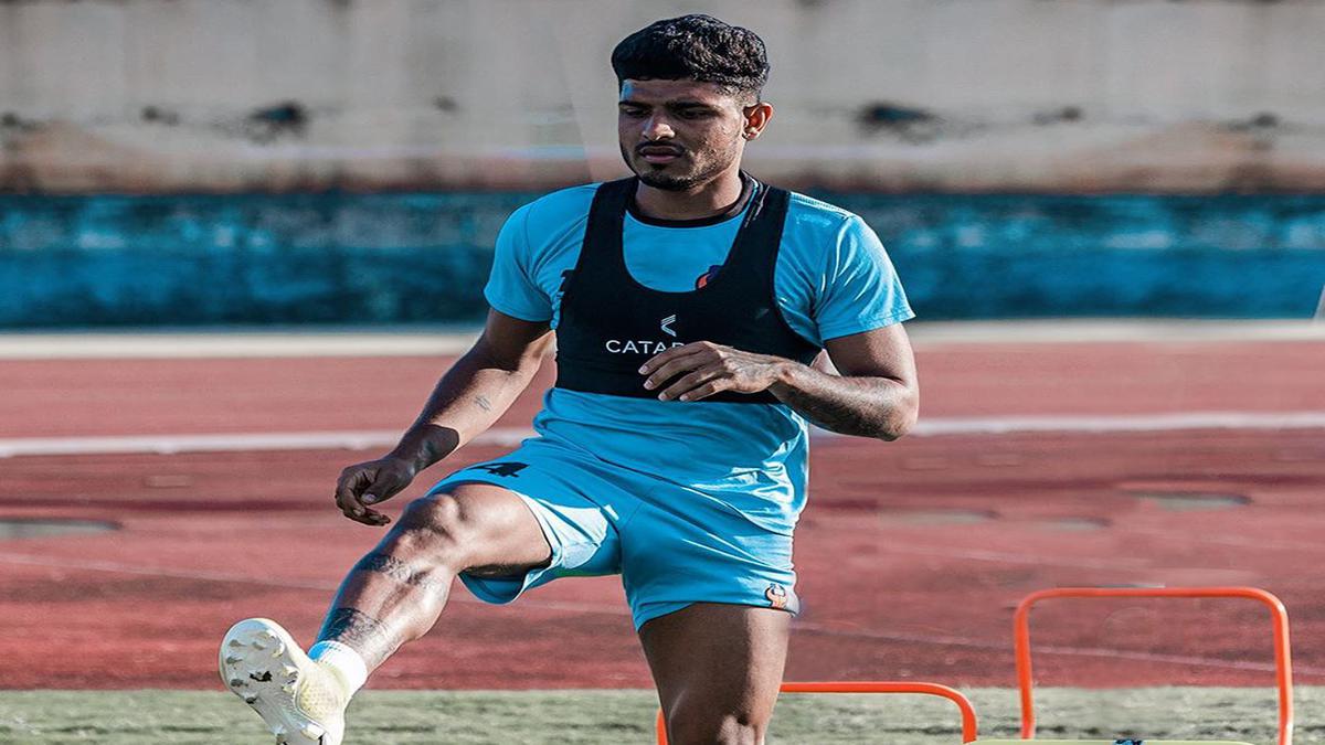 ISL 2020-21: Mumbai City FC ropes in Ranawade, Rohlupuia