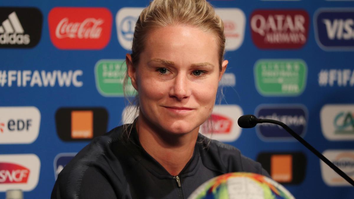 Amandine Henry Recalled By France Coach Diacre Despite Criticism ...