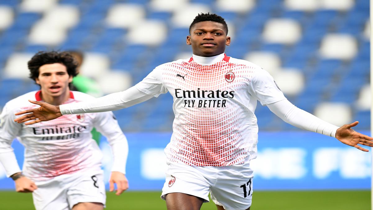 Leao scores fastest ever Serie A goal to set up Milan win