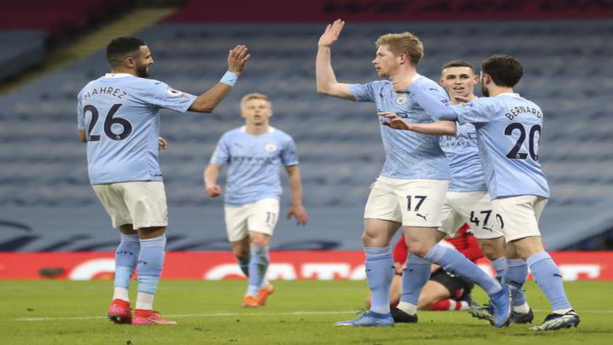 De Bruyne, Mahrez score two as Man City beats Southampton