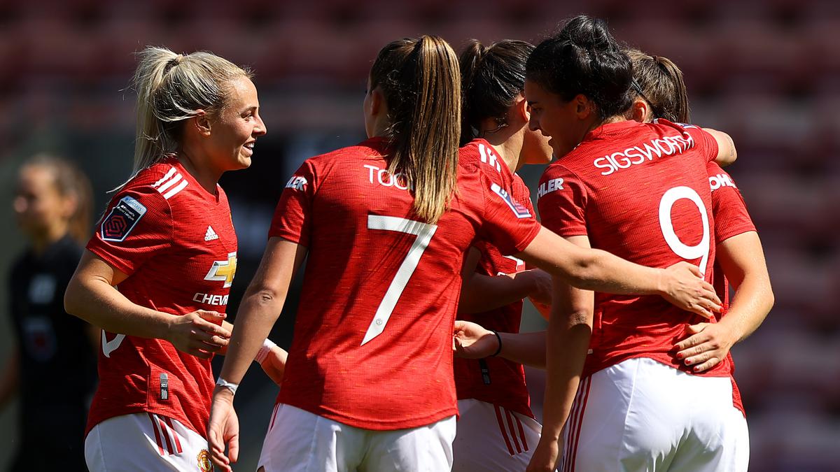 Man United thrashes Spurs, Arsenal wins in WSL as Euro race heats up