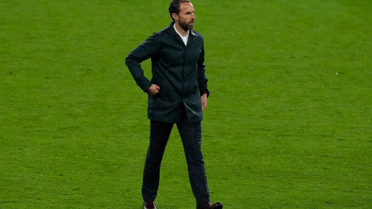 England wants Gareth Southgate to stay as coach beyond 2022