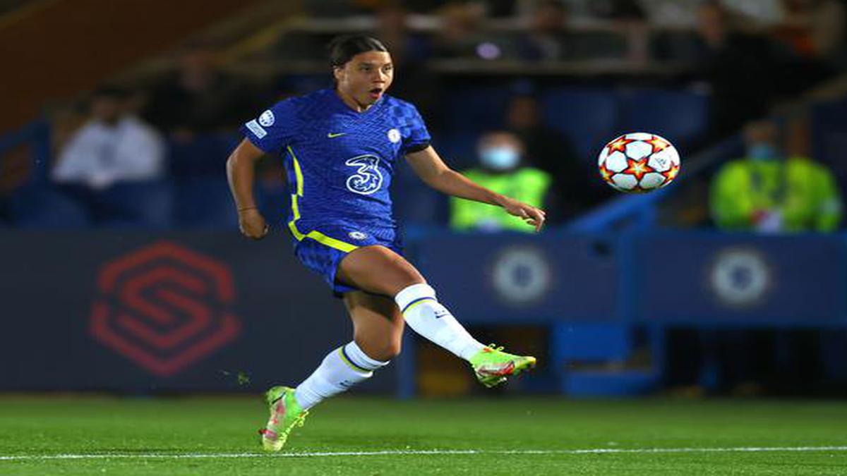 Sam Kerr picked up her 21/22 - Chelsea Football Club Women