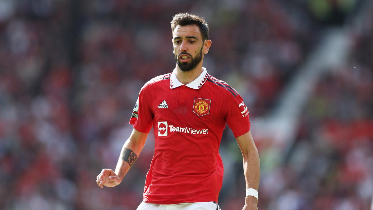 Fernandes replaces Maguire as new Man Utd captain for the 2022/23 season,  announce club