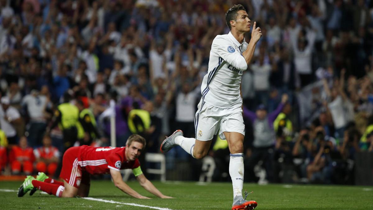 Cristiano Ronaldo hat-trick seals Real Madrid win over Bayern