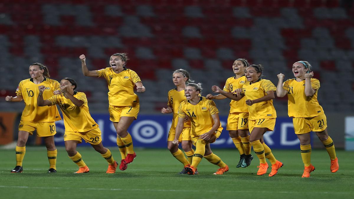 Australia's women footballers to earn same base pay as men