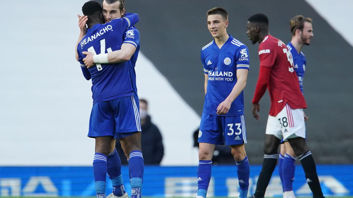 Manchester United hands Man City Premier League title with 2-1 loss to Leicester City