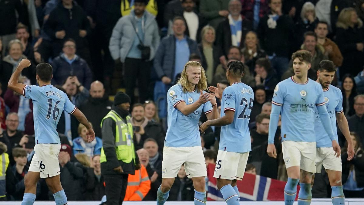 Man City outclasses Arsenal to take control of Premier League title race