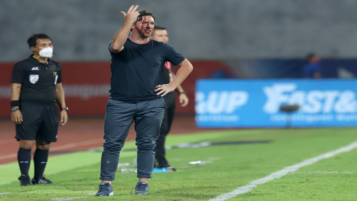 ISL 2020-21 news: 'Some Indian players look like they haven't been coached before', says SC East Bengal's Robbie Fowler - ISL news - Sportstar