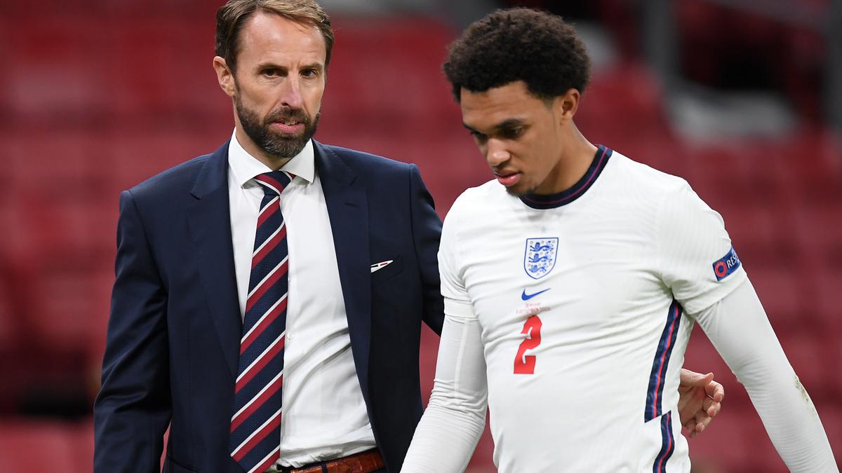 Euro squad: Alexander-Arnold in, Lingard out as Southgate names England 26