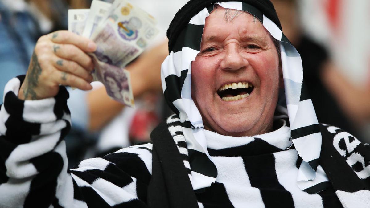 Newcastle United requests fans to refrain from wearing Arabian clothes post Saudi takeover