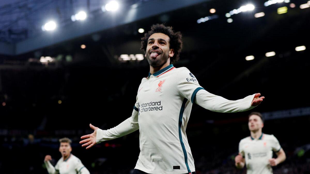 Salah scores a hat-trick as Liverpool puts five past shambolic United