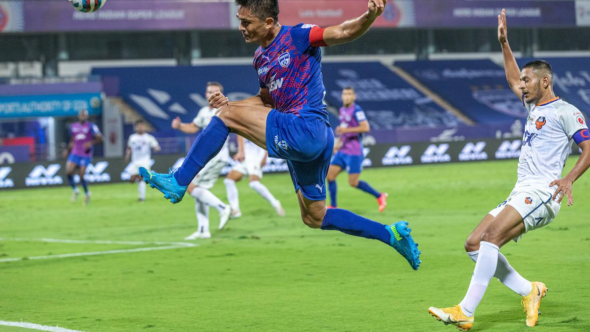 ISL 2021-2022 Bengaluru FC 1-1 FC Goa Highlights: Chhetri 's goal earns a point for BFC