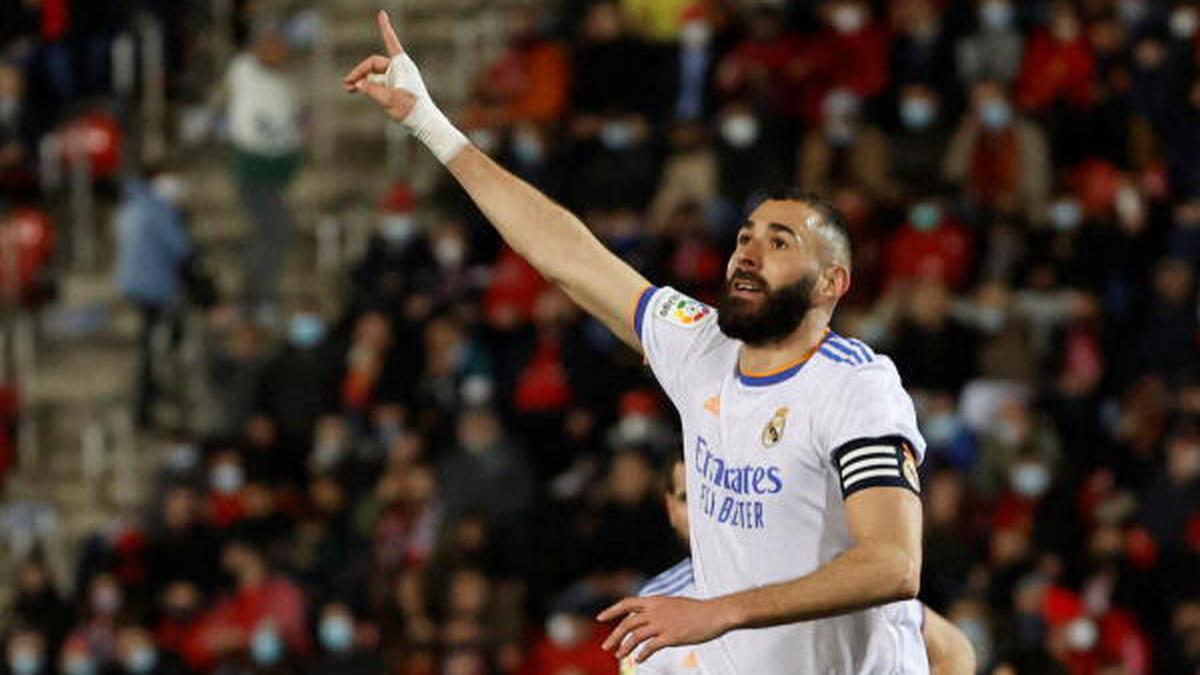 Real Madrid Injured Benzema will miss Clasico against Barcelona