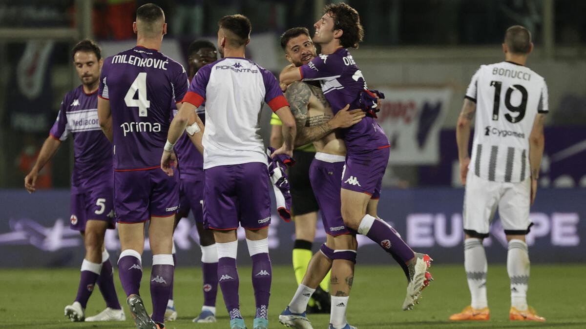 Juventus ends mediocre season with loss at Fiorentina