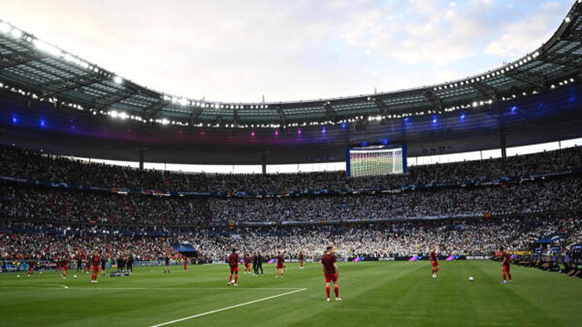 Kick-off delayed in UCL final; fan violence outside stadium