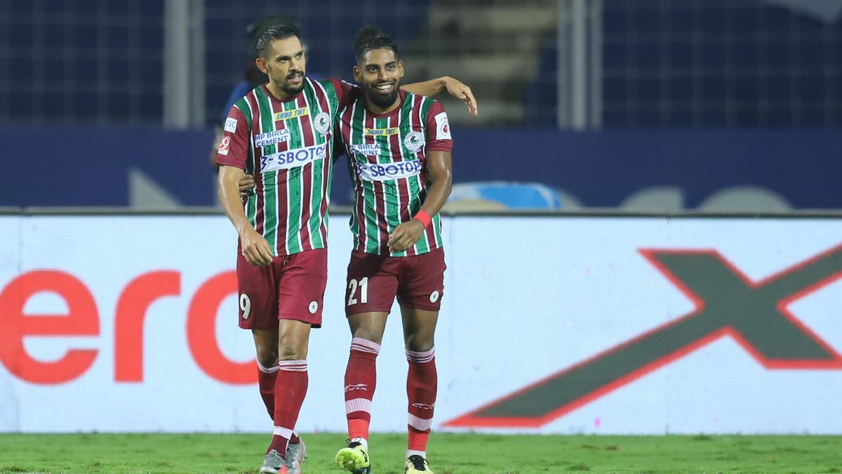 ISL 2020-21 Semifinal Highlights: ATK Mohun Bagan beats NorthEast United 2-1 to cruise into final - Sportstar