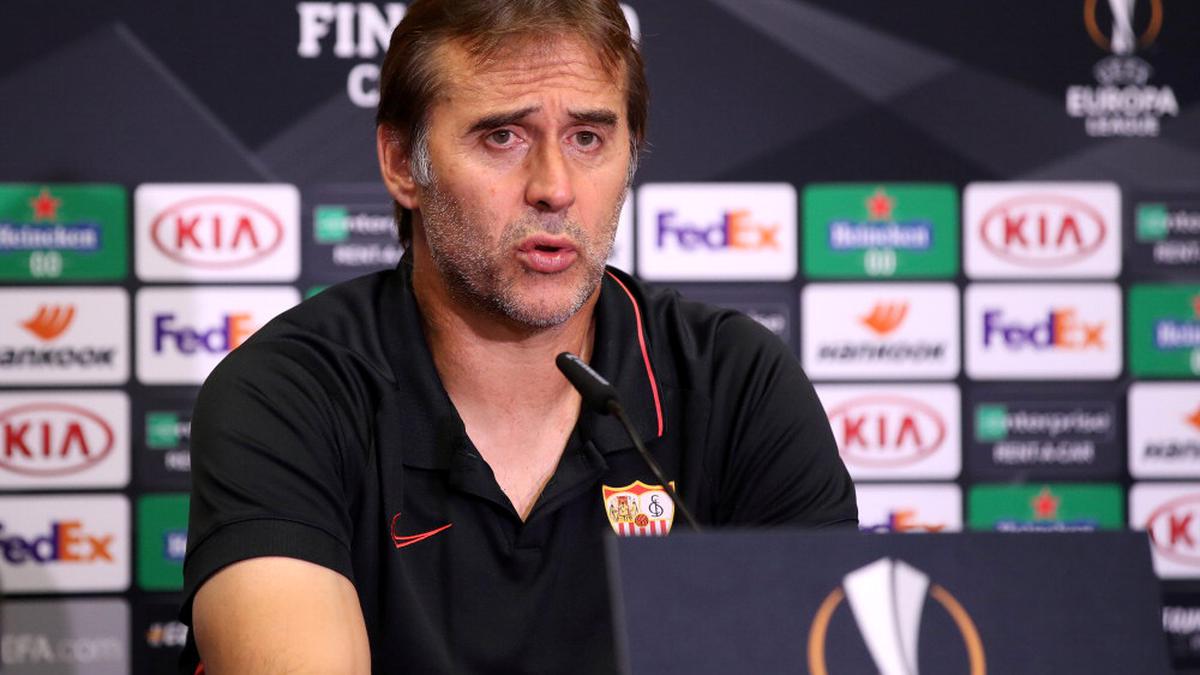 Sevilla still alive and can turn Dortmund tie around, says Lopetegui