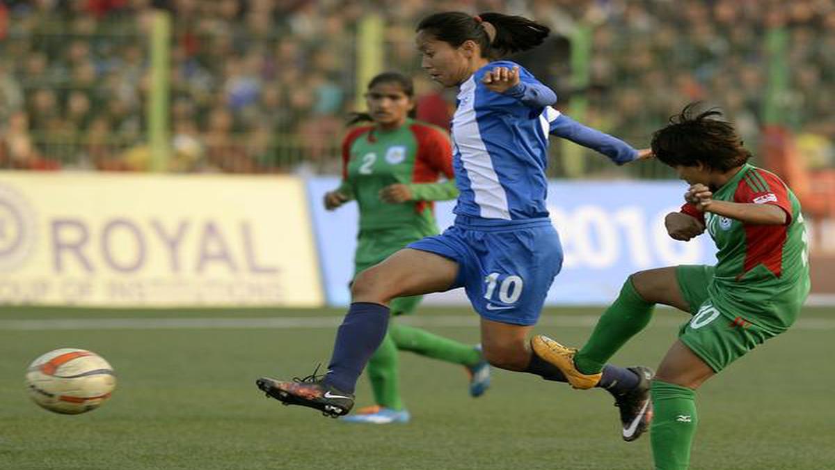 Mary Kom an inspiration for Rangers FC-bound Bala Devi