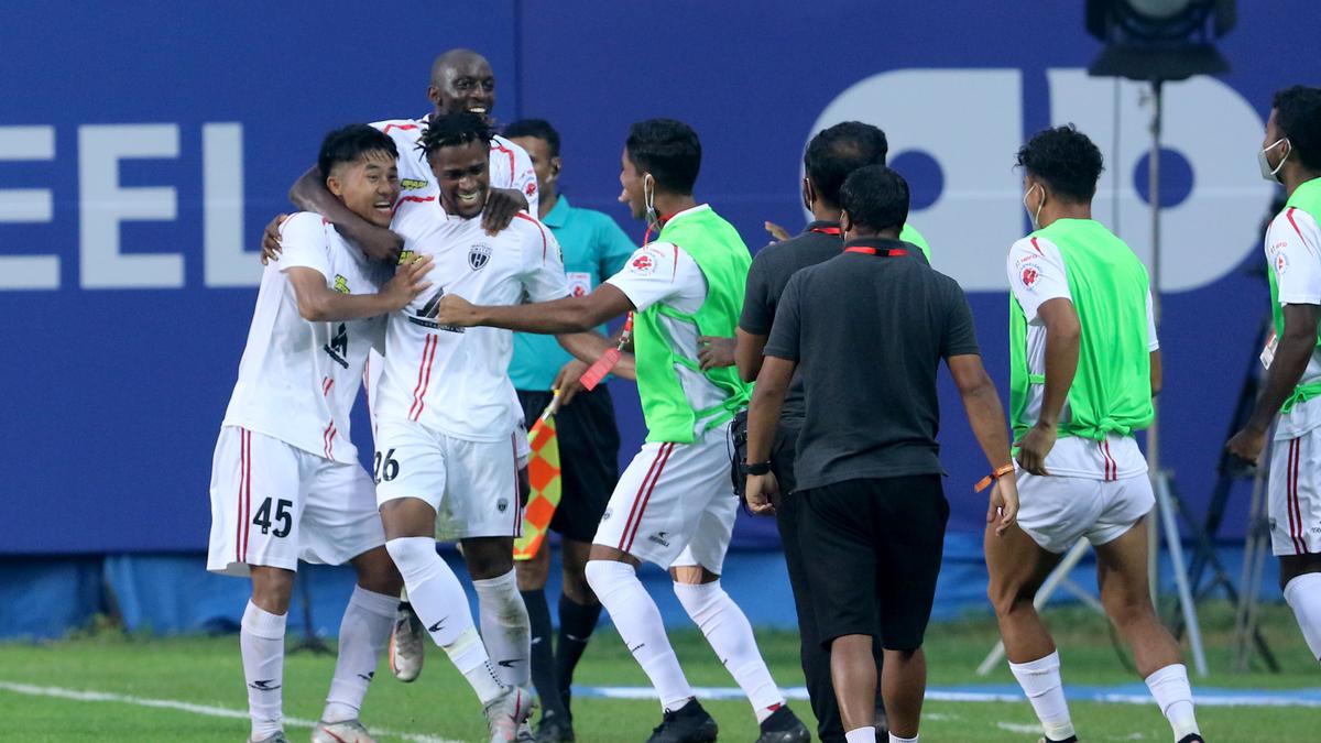 ISL 2020-21 news: NorthEast United moves fifth with 2-1 win over Jamshedpur FC