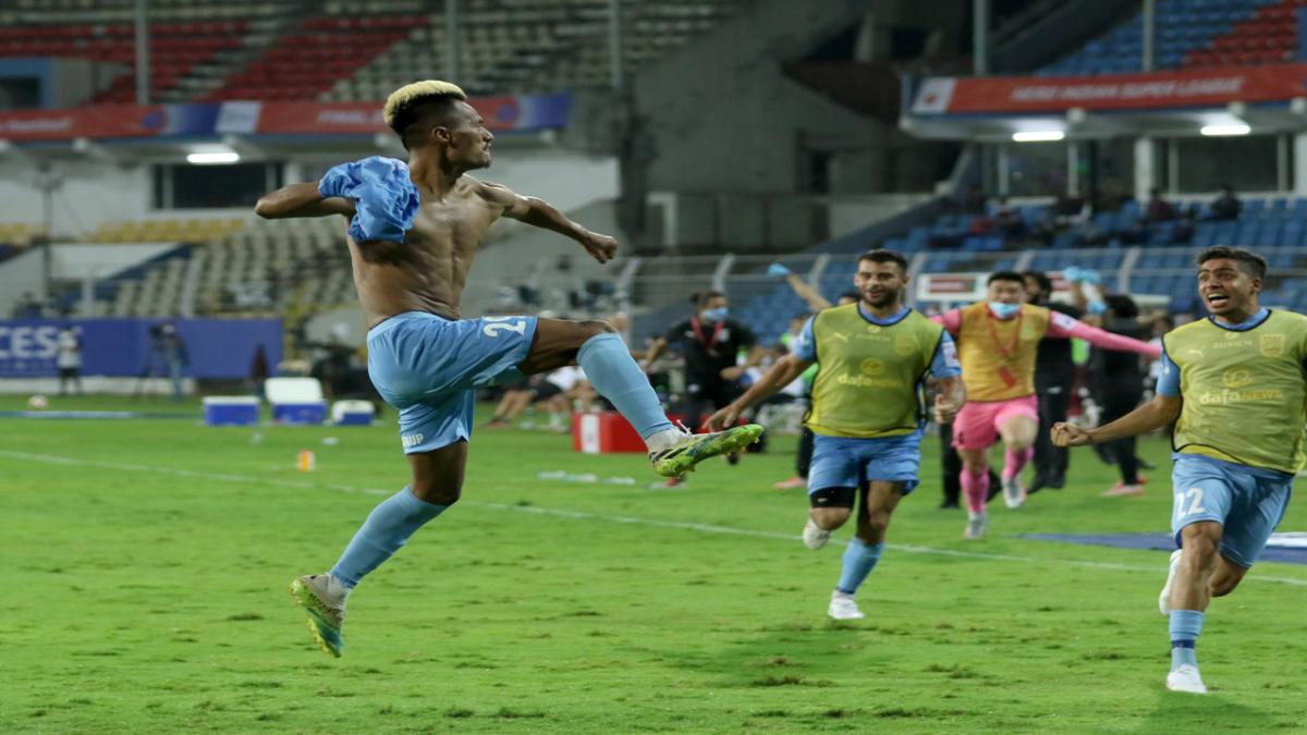 ISL 2020-21 highlights: Mumbai City FC wins title, beats ATK Mohun Bagan 2-1