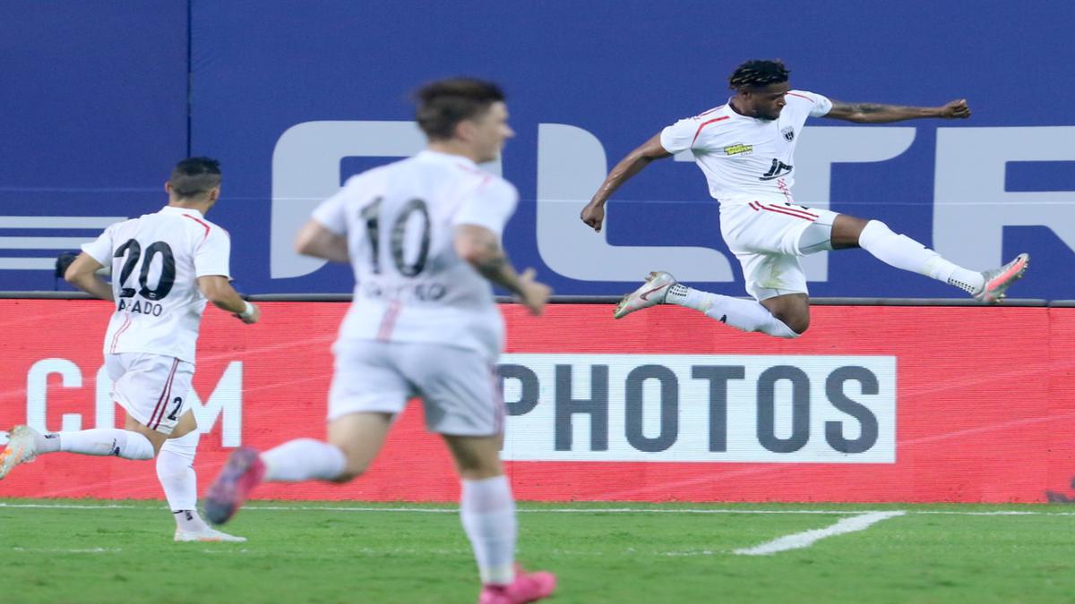 ISL 2020-21 highlights: NorthEast United beats Jamshedpur FC 2-1