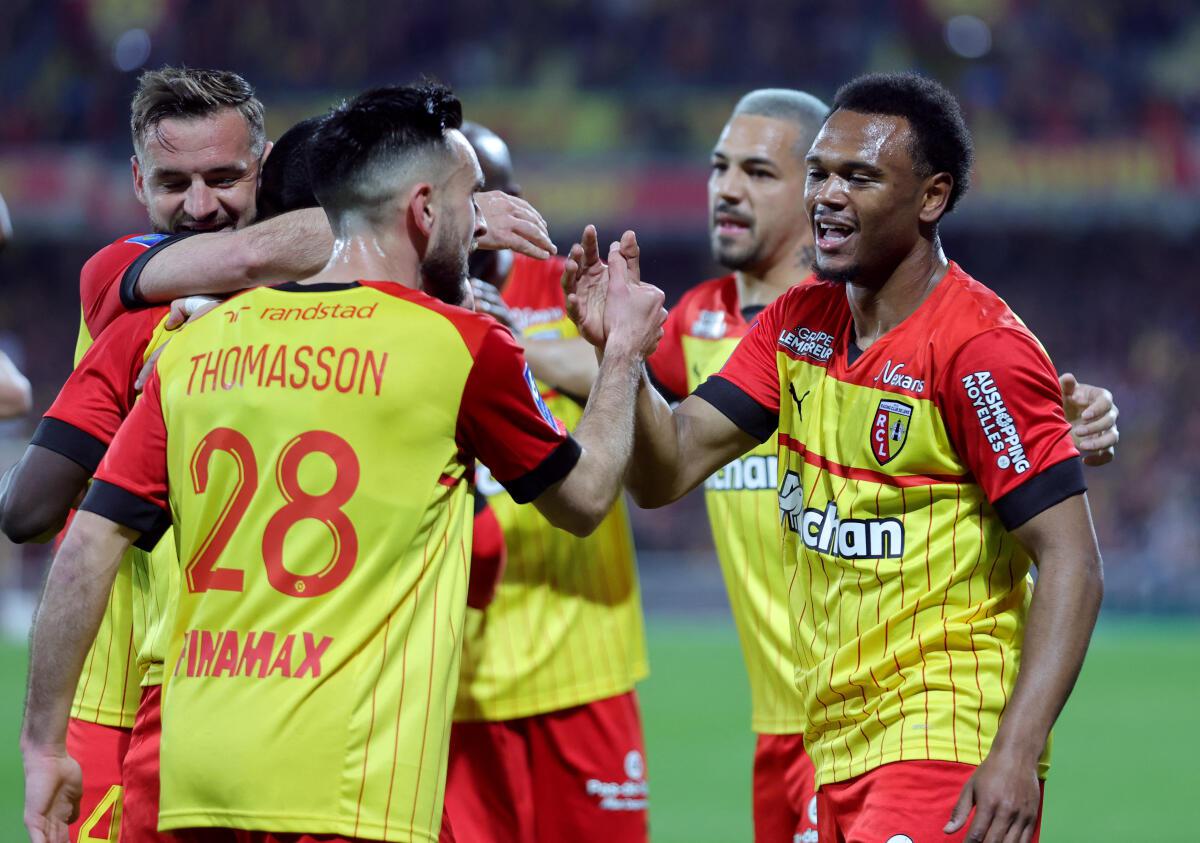 Openda shines as Lens boost Champions League hopes with Monaco win