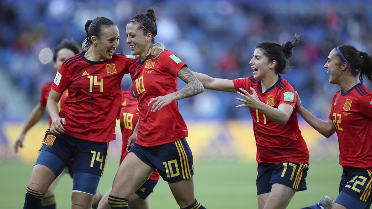 Women's World Cup 2019: Spain 3 South Africa 1 - Jennifer Hermoso inspires comeback victory