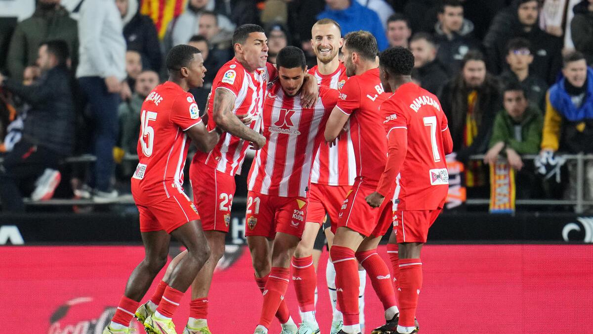 Almeria beats Espanyol 3-1 to stay unbeaten after World Cup