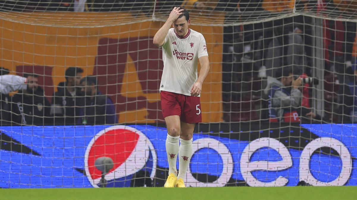 Champions League: Galatasaray fights back to deny Manchester United