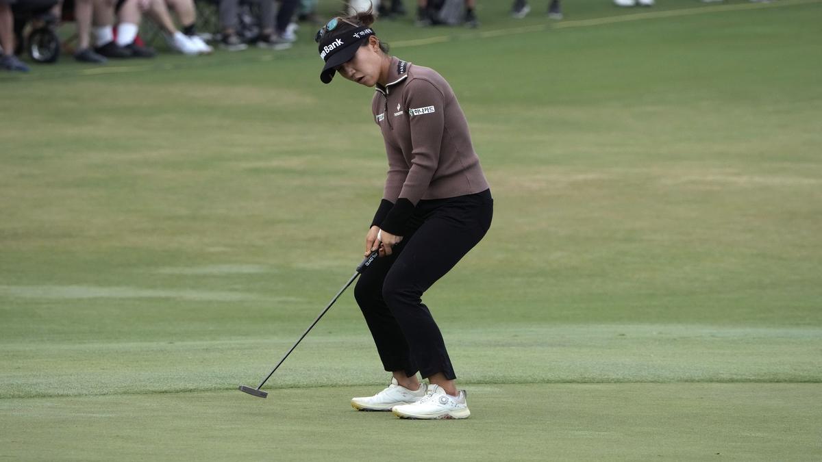 Lydia Ko moves ahead by five at Tour Championship