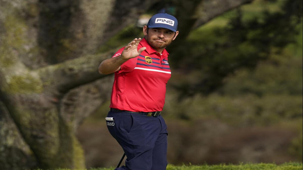 Oosthuizen in three-way tie for US Open lead