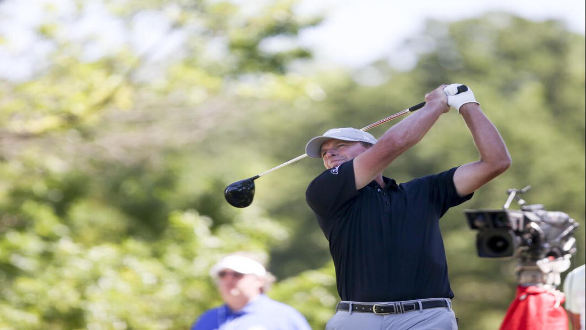 Steve Stricker opens five-shot lead in Senior Players