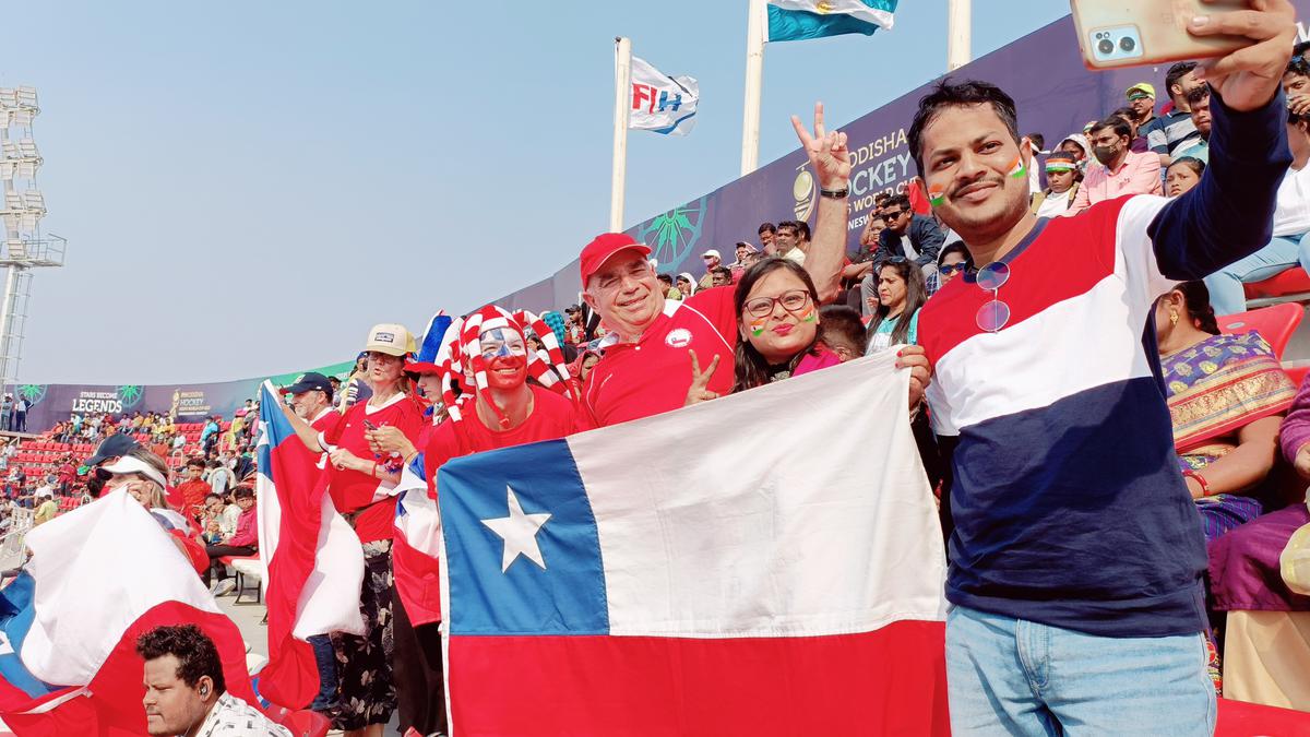 Copa Mundial de Hockey 2023: Los fanáticos hacen un viaje difícil para ver el debut de Chile