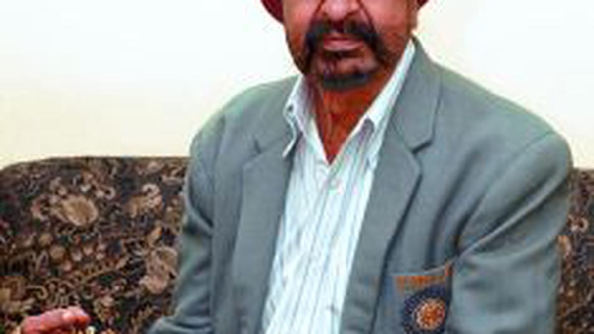 Gurbux remembers captain Charanjit Singh Sportstar