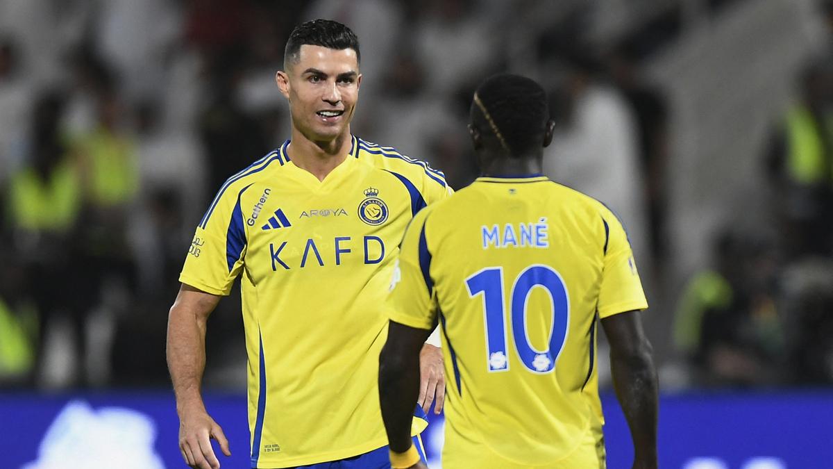 Al Nassr vs Al Hilal LIVE score, Saudi Pro League 202425 Where to