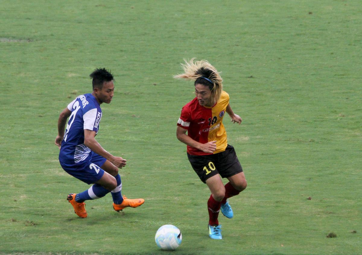 East Bengal’s Katsumi Yusa (10) controls the ball during the final match against Bengaluru FC in the Super Cup 2018 final.