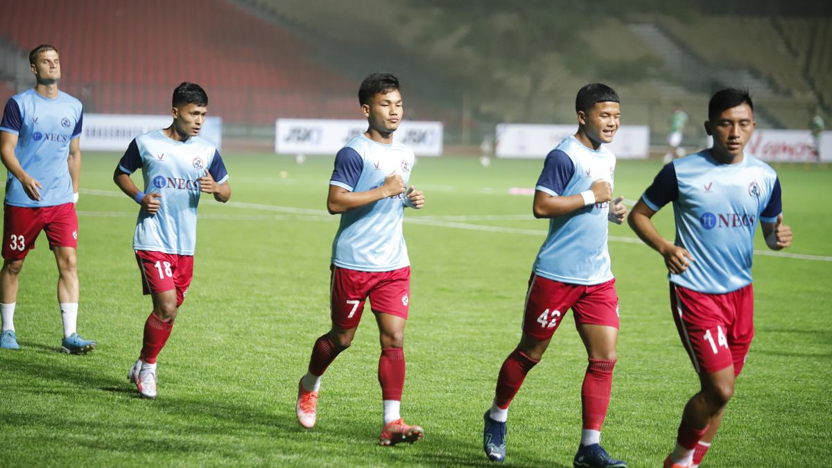 I-League match between Aizawl FC and TRAU FC stopped as floodlights go out mid-game