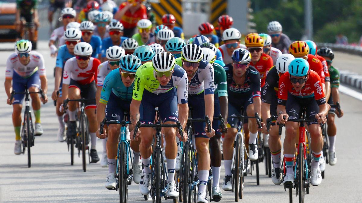 International Cycling Union proposes ban of controversial use of carbon monoxide