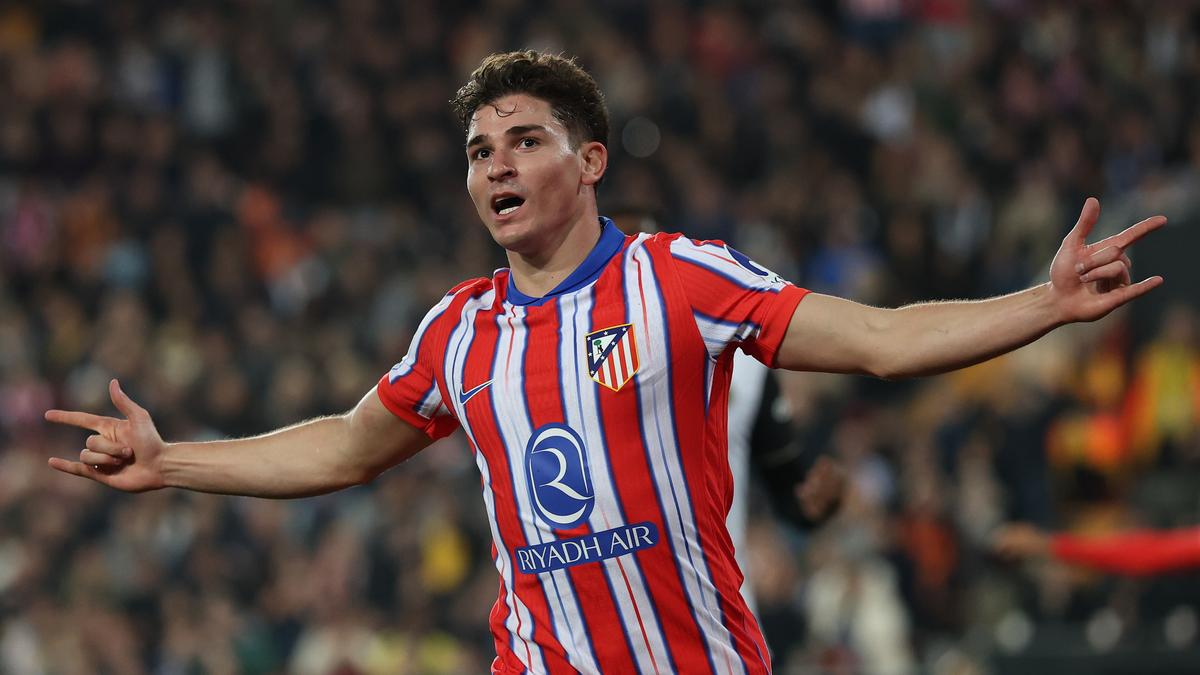 Alvarez Runs Riot! Stunning Brace Powers Atletico Madrid Past Valencia