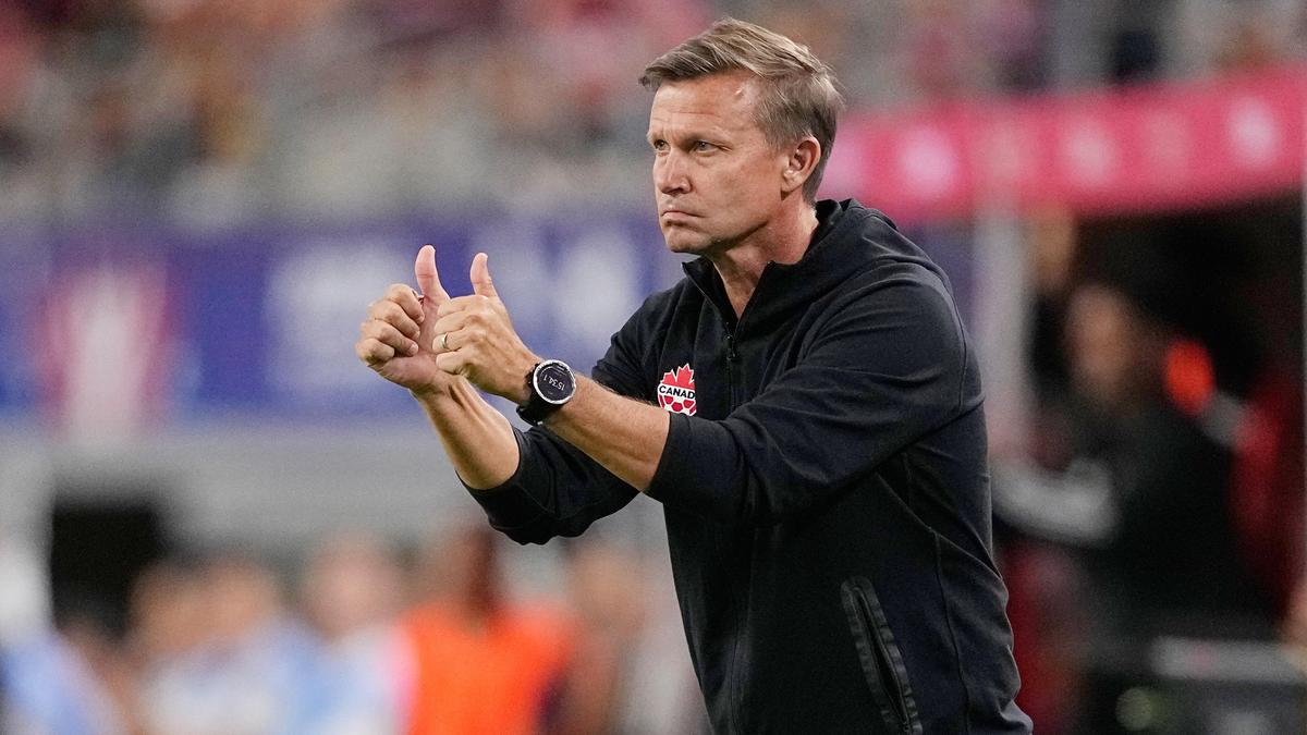Le Canada prolonge le contrat de Jesse Marsch comme entraîneur jusqu’à la Coupe du Monde de la FIFA 2030