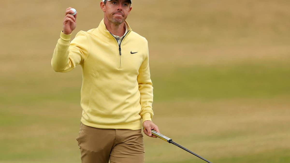 Rory McIlroy Breaks Fan’s Hand At The British Open - Sportstar