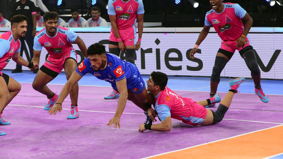 Pro Kabaddi, Highlights: Pink Panthers, Pirates clinch wins